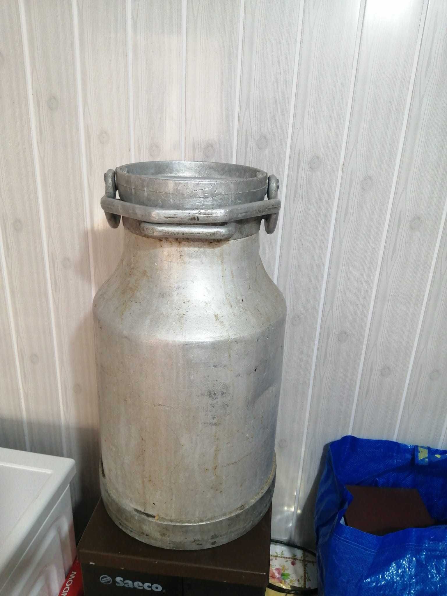 vand butoi de aluminiu
