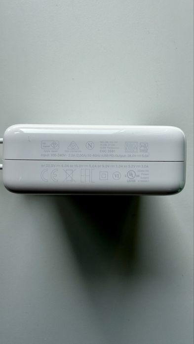 Оригинално зарядно за Apple Macbook, 140W, MagSafe 3