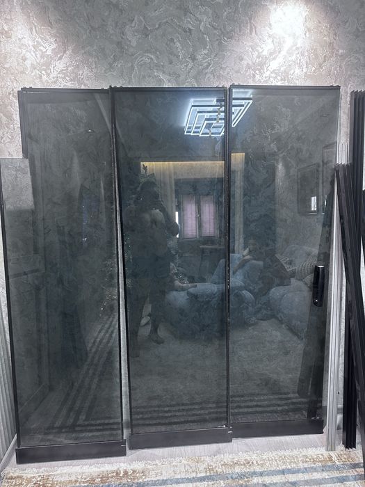 Раздвижная дверь каленное стекло продаю недорого