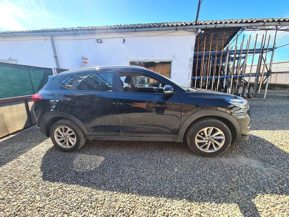 Dezmembrari dezmembrez  Hyundai Tucson 3 1.7 Diesel