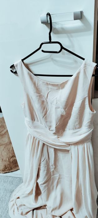 Rochie dama lunga de ocazie Asos măsura S (UK 10) nouă, cu eticheta