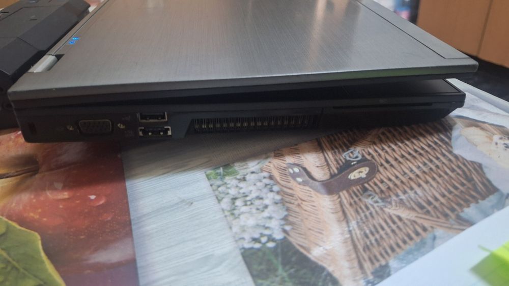 Vand Laptop Dell I5