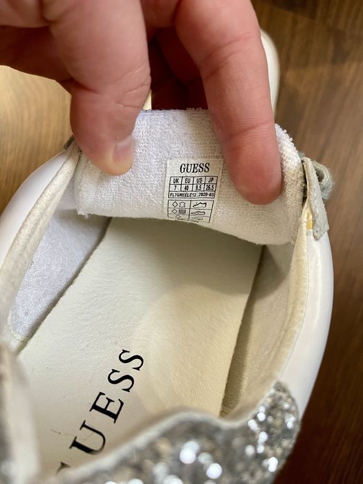 Adidasi / Sneakers Guess Grea