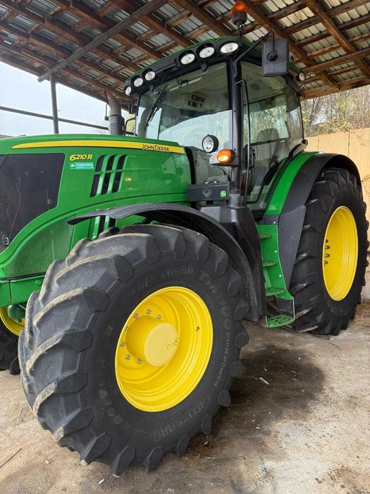 Vand tractor John Deere 6210R