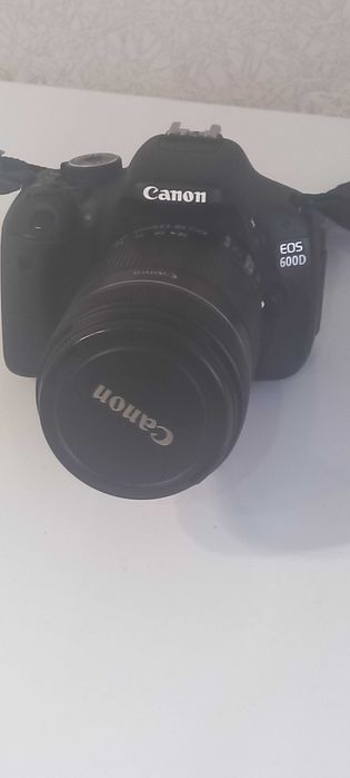 Фотоаппарат Canon EOS 600D