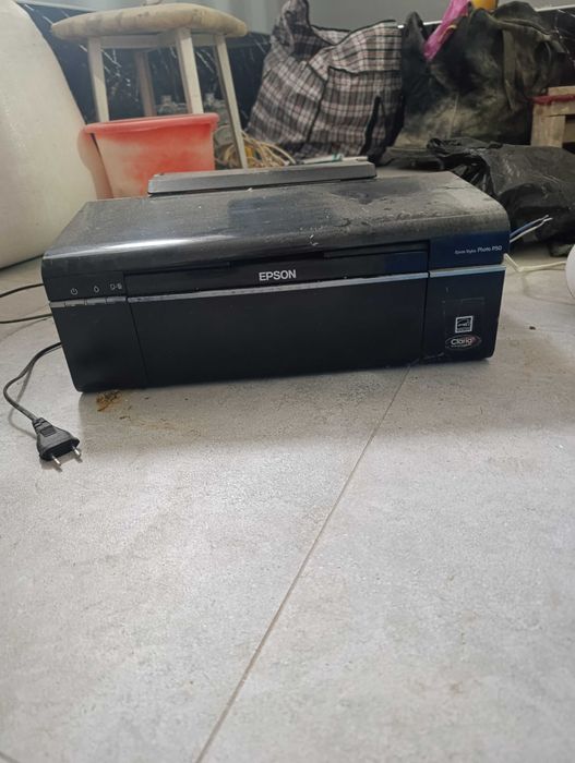 Цветной принтер   Epson p50