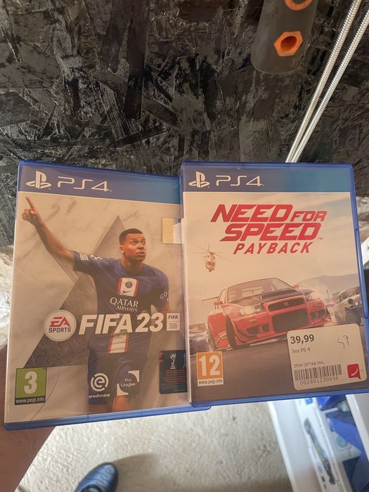 Ps 4 + manete si jocuri