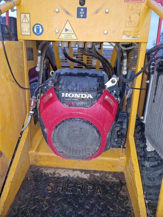 Mini incarcator Sherpa 100