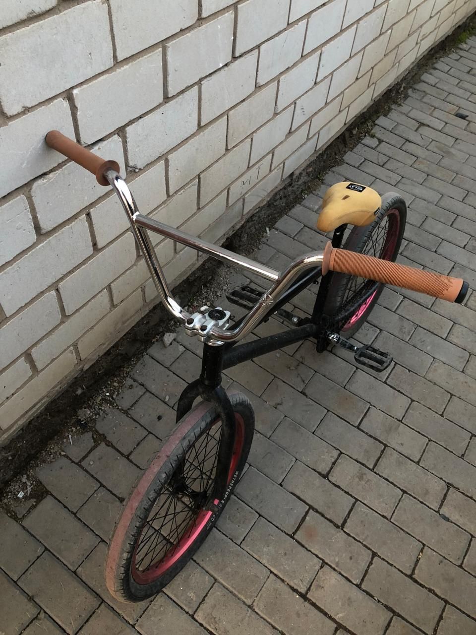 Продается хороший BMX