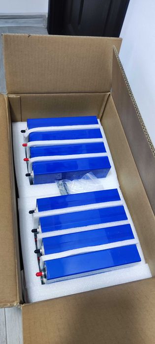 8 Celule Lifepo4 3.2V 105Ah 5KW cu 6000c plus BMS Model Inverter la PC