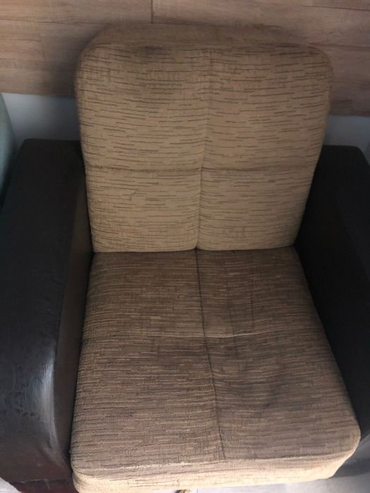 Уголок мягкий продам