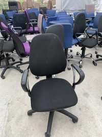 Кресло офисное (стулья) б/у