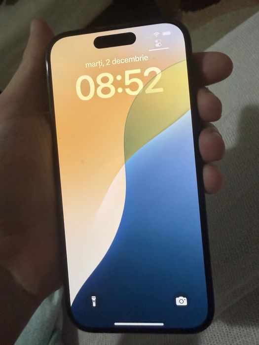 Vand iphone 15 128 Gb