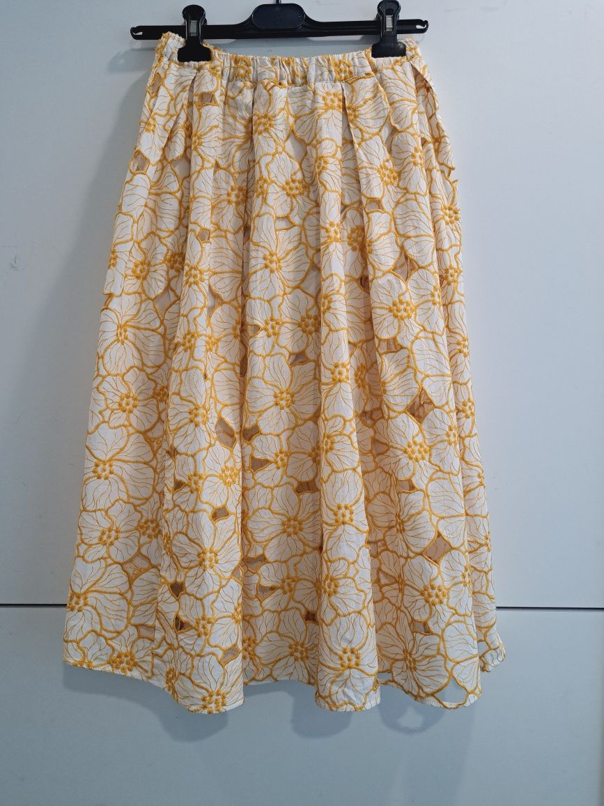 H&M пола с бродерия р-р ХС