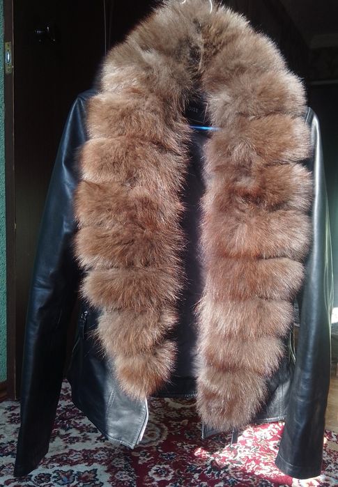 Кожаная куртка, тёплая с Песцовым мехом