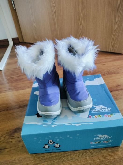 Cizme trespass mărimea 22