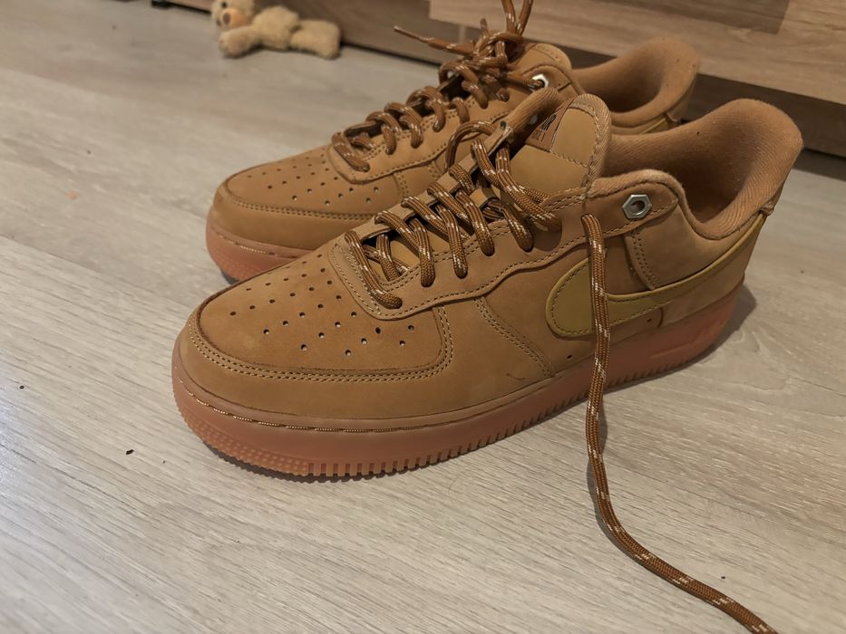 Vand adidasi nike orginali