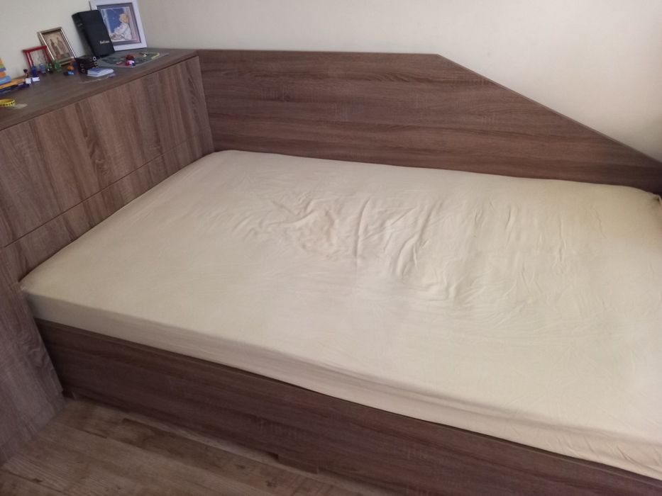 Легло с матрак 120/190