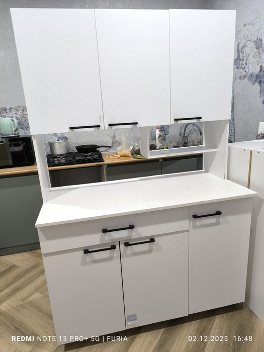 Продам буфет, или маленькая кухня .