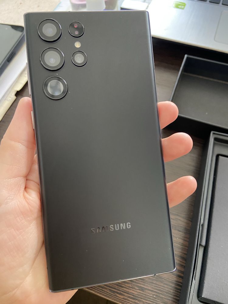 Sumsung Galaxy S22 Ultra / 256 Гб (новый)