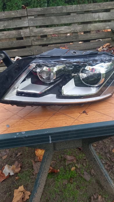 Фар за vw Passat  b7 ляв