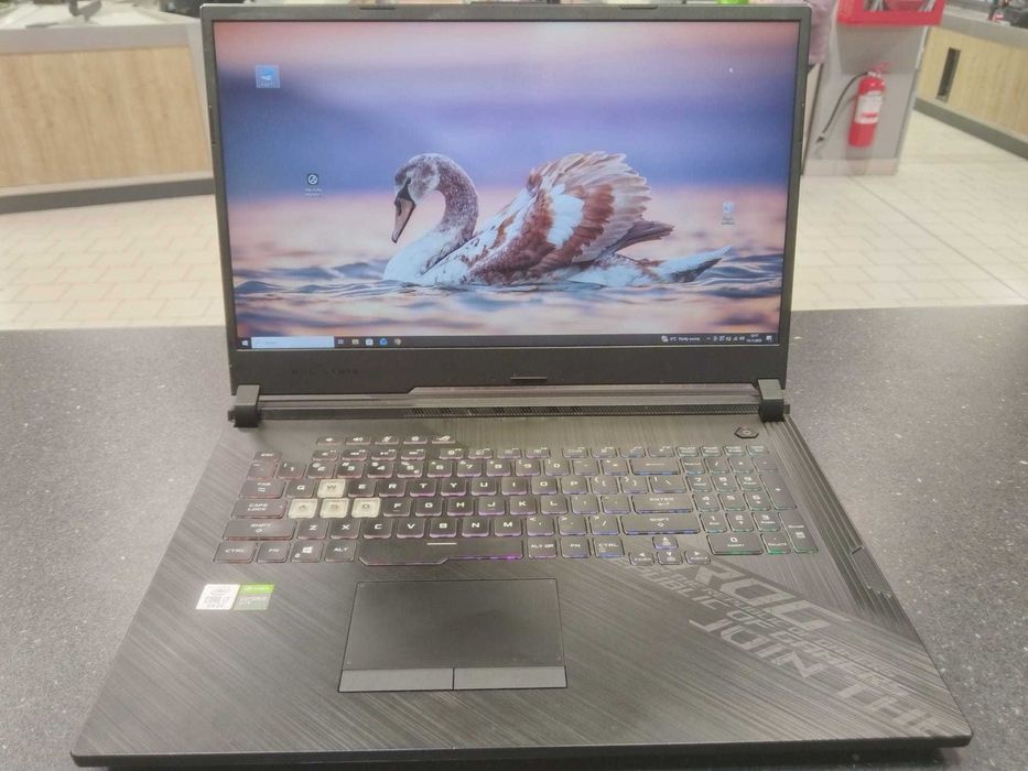 Super pret! Laptop ca nou! Asus ROG Strix, Intel i7-10750H