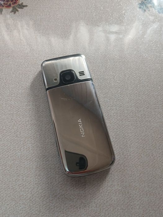 Nokia 6700 оригинальный телефон
