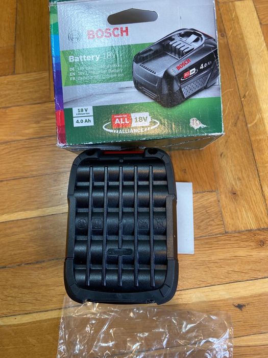 AcumulatorNou 18V, 4Ah, tip power for all, nou,original Bosch/Gardena.