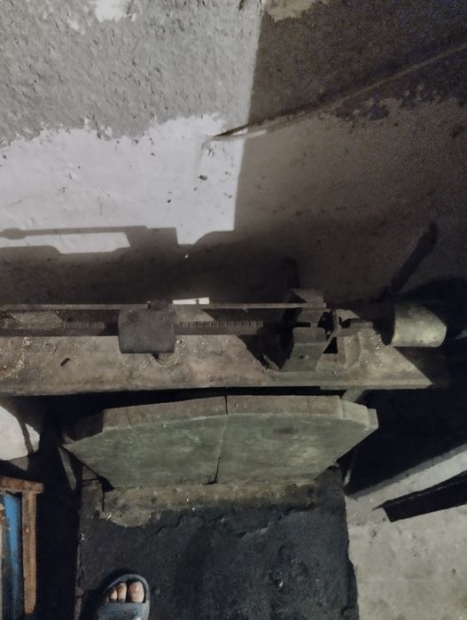 Продавам кантар 350 лв