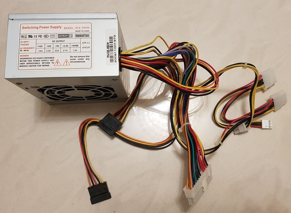 Sursa SFX 450W pentru PC-uri de mici dimensiuni (mini PC)