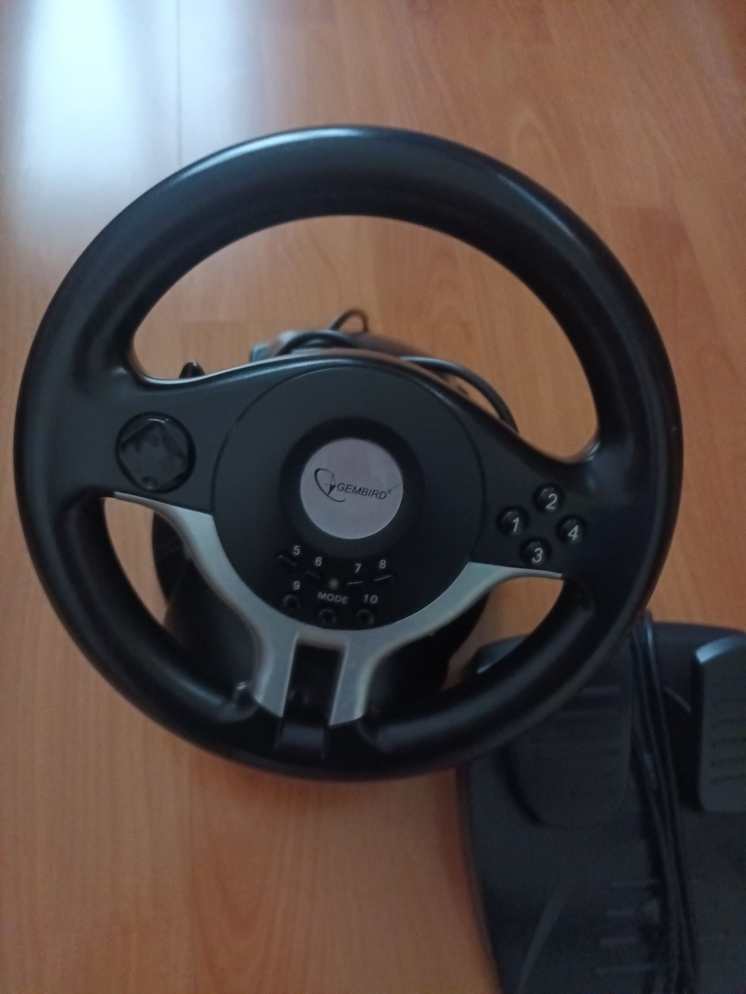 Волан с педали за Pc