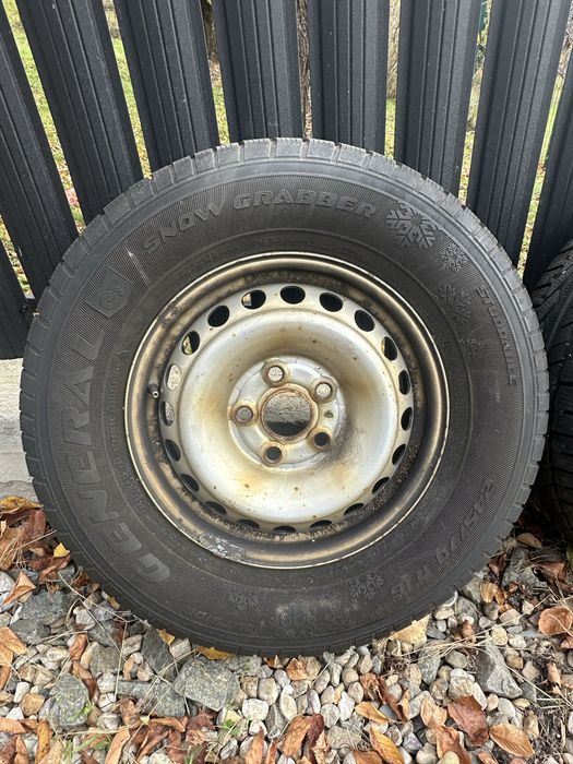 Vand set 4 cauciucuri de iarna GENERAL 245/70/ R 16