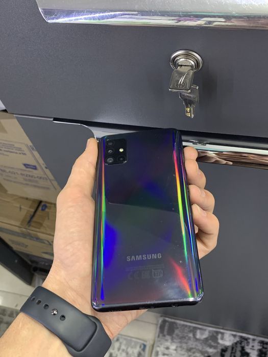 Samsung A51 ideal