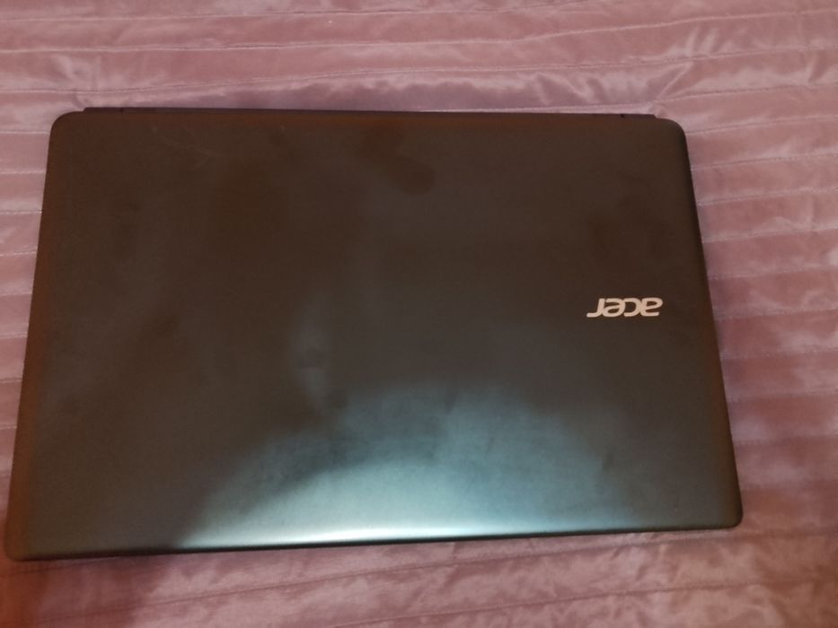 Лаптоп Acer Aspire E1-510 15.6 инча