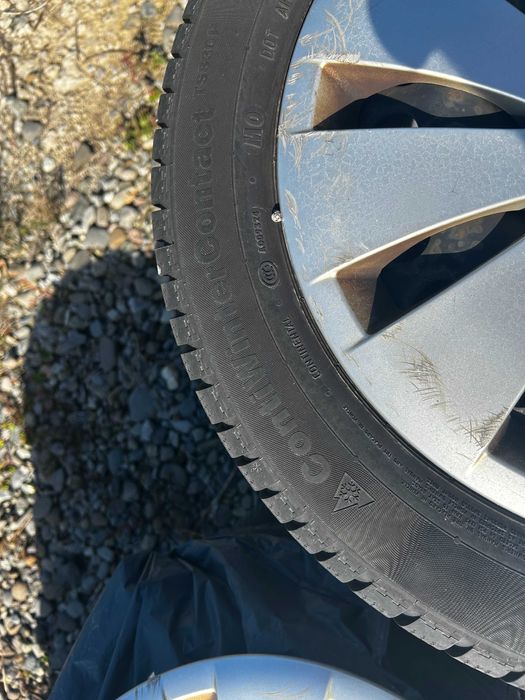 Anvelope iarna Continental 205 55 R16 + Optional Jante Tabla