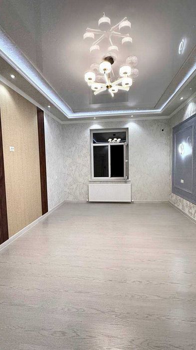 Продаётся 2х комн квартира на 3 этаже Ор-р  7 микрорайон