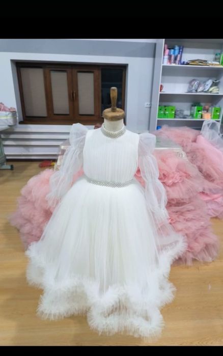 Новогоднее бальное белое платье для девочки