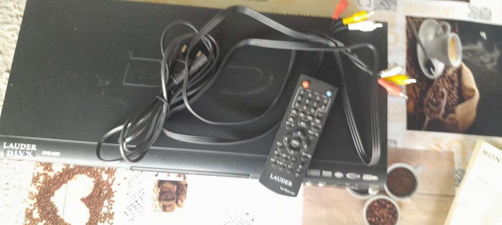 Продам DvD идеально работает