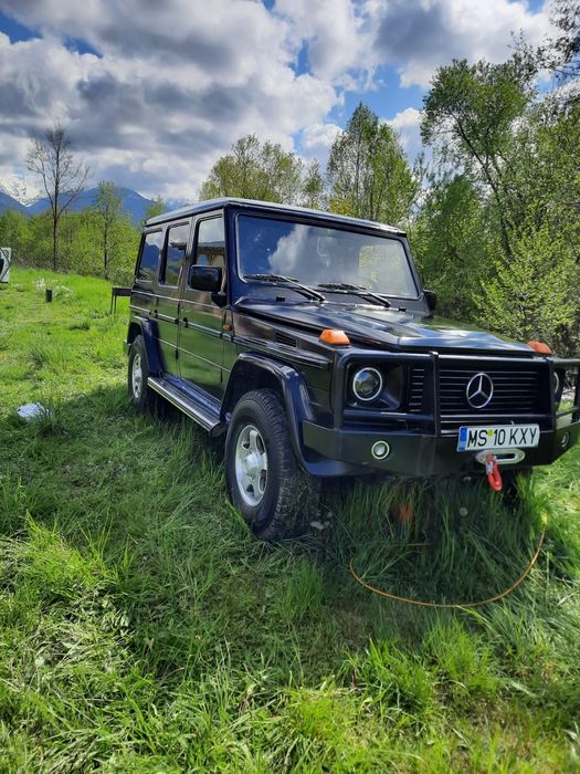 Vand sau schimb Mercedes G  W463 OM606 pompa mecanica