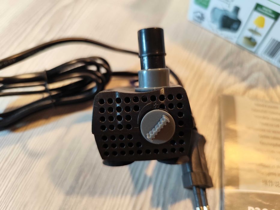 Pompa acvariu sau altele 320l/h 220V HEISSNER