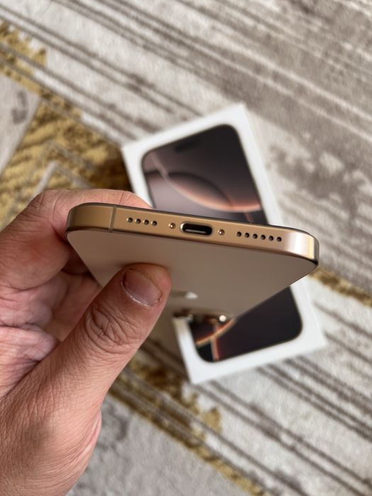 iPhone 16 Pro Max 256GB Desert Titanum J/A Sim Karta
