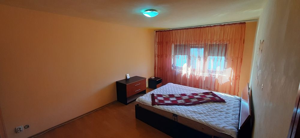 Închiriez apartament 2 camere