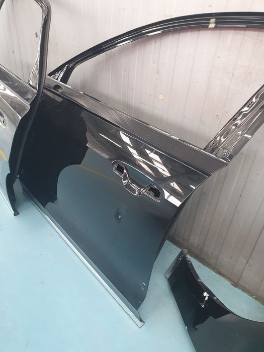 Far full led matrix usi stanga audi a8 2020 senzor radar spate tiguan