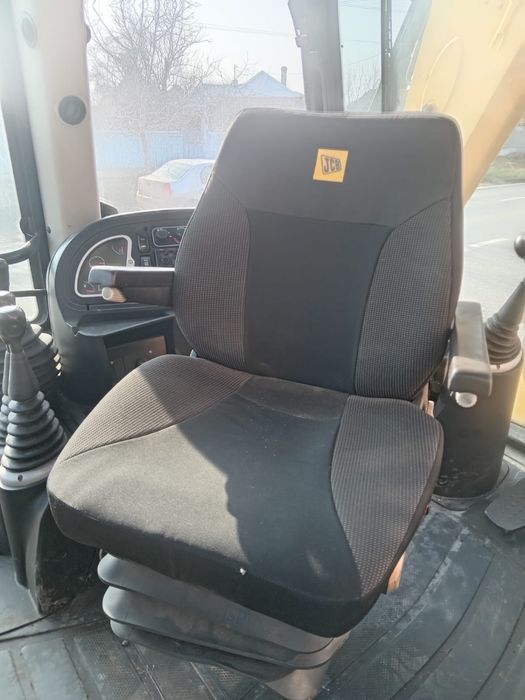 Buldoexcavator 3cx de vanzare