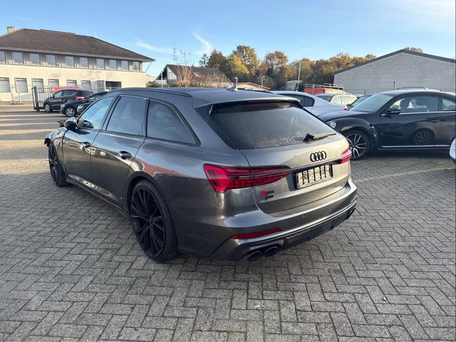 Audi S6 C8 2020 Hybrid avariat 349 cai
