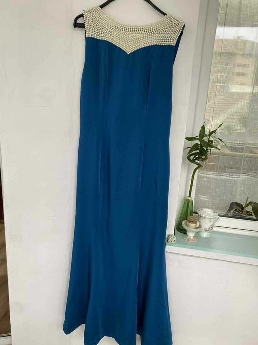 Елегантна, официална  дълга синя рокля