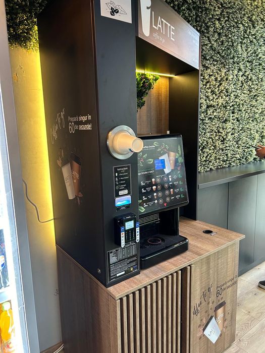 Aparat de cafea/vanding machine de tip Latte