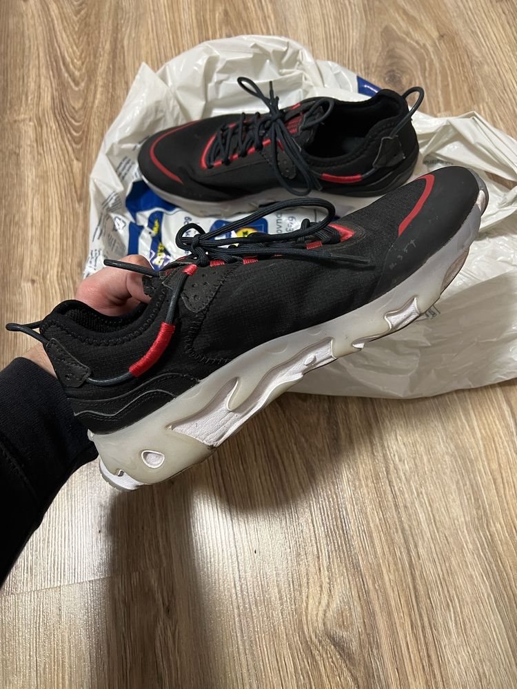 Мъжки маратонки Nike React Live Se