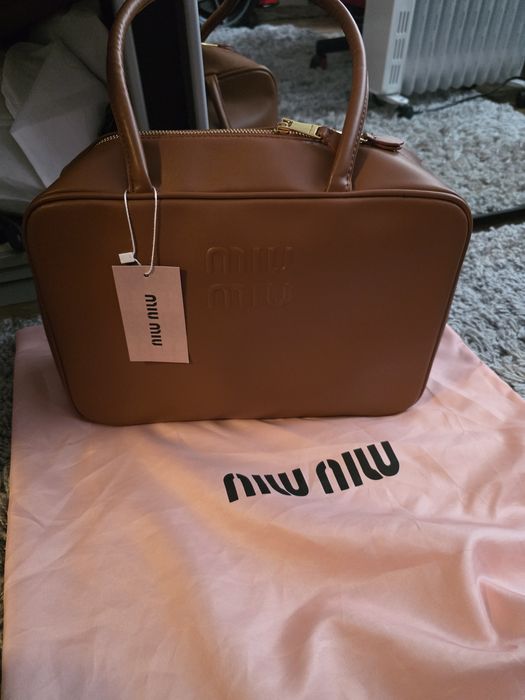 Чисто нова  чанта  маркова M..u M..u страхотна
