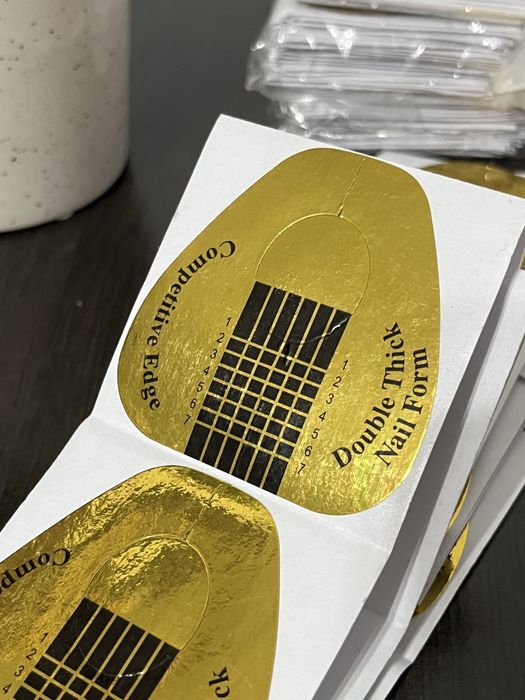 Șabloane construcție unghii cu gel